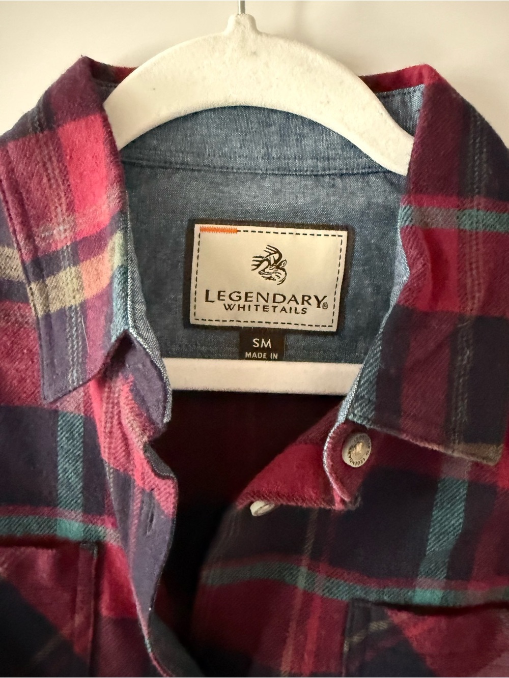 NWOT Legendary Whitetails Women’s Sangria Red Blue Purple Cottage Escape Flannel - Picture 9 of 14